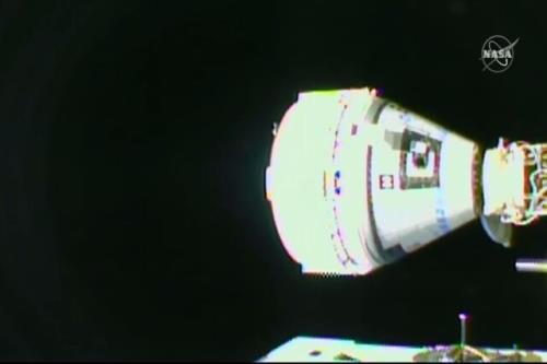 اتصال فضاپیمای استارلاینر به ایستگاه فضایی